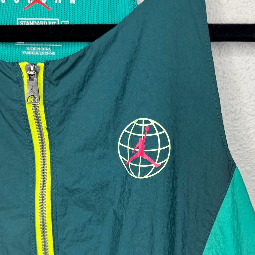 Jordan Winter Utility Women's Dress Size small DD0188-300 Green Block Zip Front - Picture 4 of 13